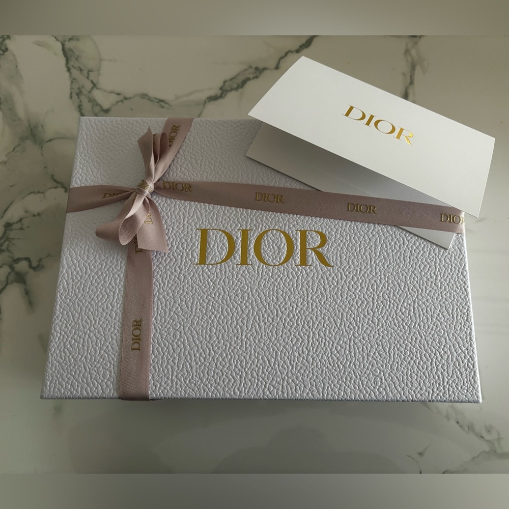 Dior gift box